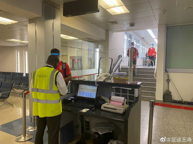 而且，电影对犯罪心理矫治、出狱后危险性评估等重要内容只是一带而过，这无疑是影片的重大漏洞。